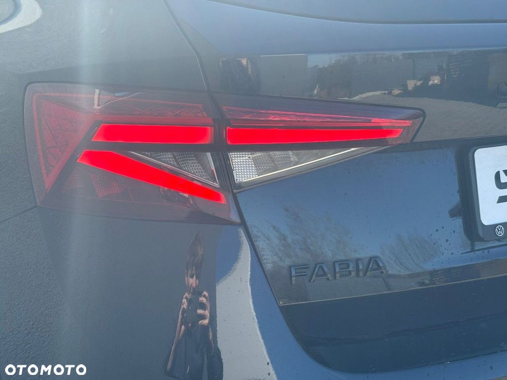 Skoda Fabia 1.5 TSI Monte Carlo DSG - 16