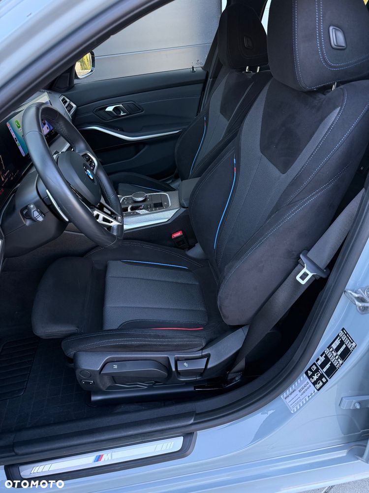 BMW Seria 3 330i xDrive M Sport - 25