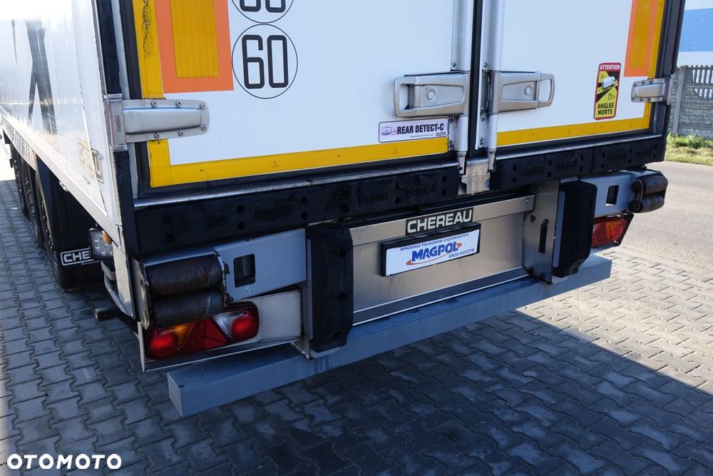 Chereau CHŁODNIA / CARRIER VECTOR / OSIE BPW / OŚ PODNOSZONA / KOSZ I KOŁO ZAPASOWE  / - 19