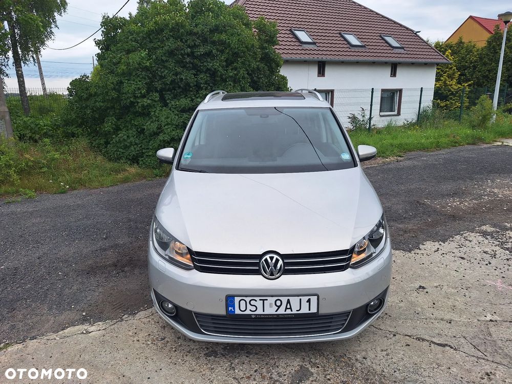 Volkswagen Touran - 18