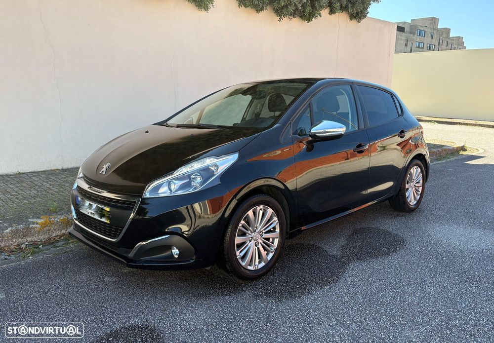 Peugeot 208 1.5 BlueHDi Signature - 9