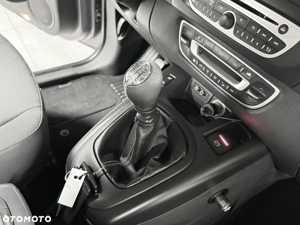 Renault Grand Scenic dCi 130 FAP Dynamique - 19