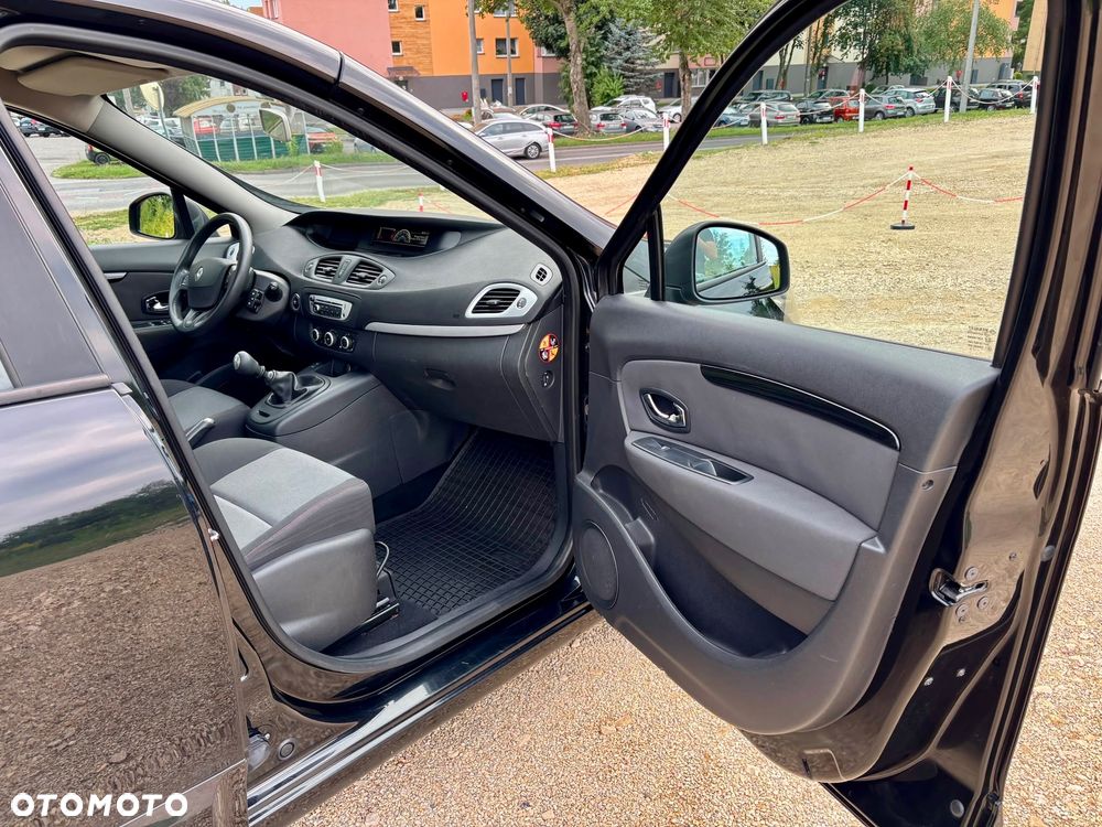 Renault Scenic 1.5 dCi Expression - 16