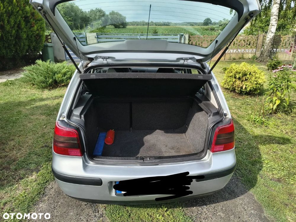 Volkswagen Golf 1.4 Basis - 2