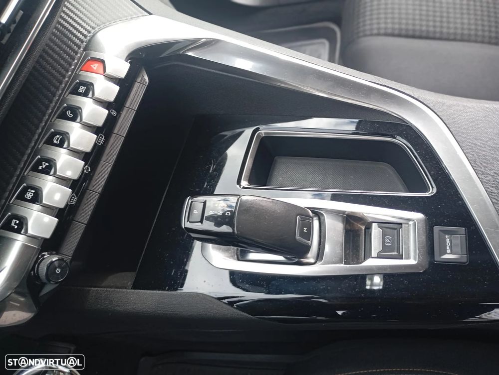 Peugeot 3008 BlueHDi 120 Stop & Start EAT6 Active - 10