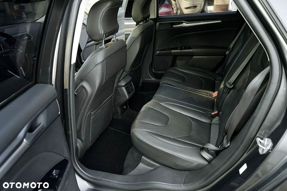 Ford Mondeo - 15
