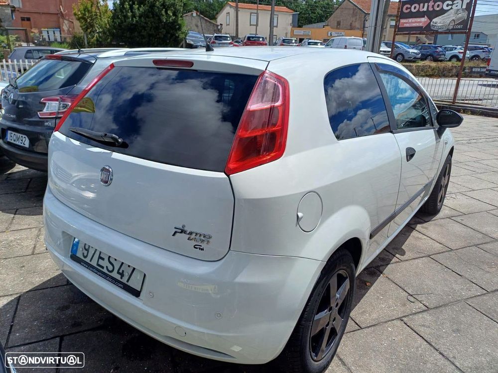 Fiat GRANDE PUNTO - 3