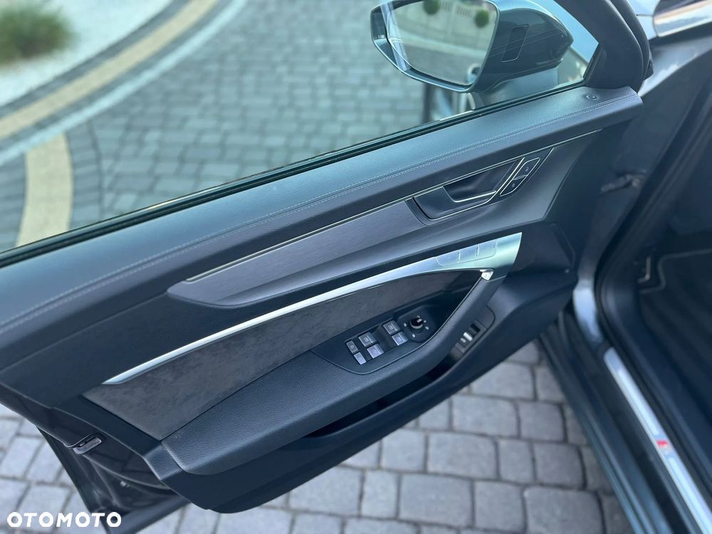 Audi A6 - 8