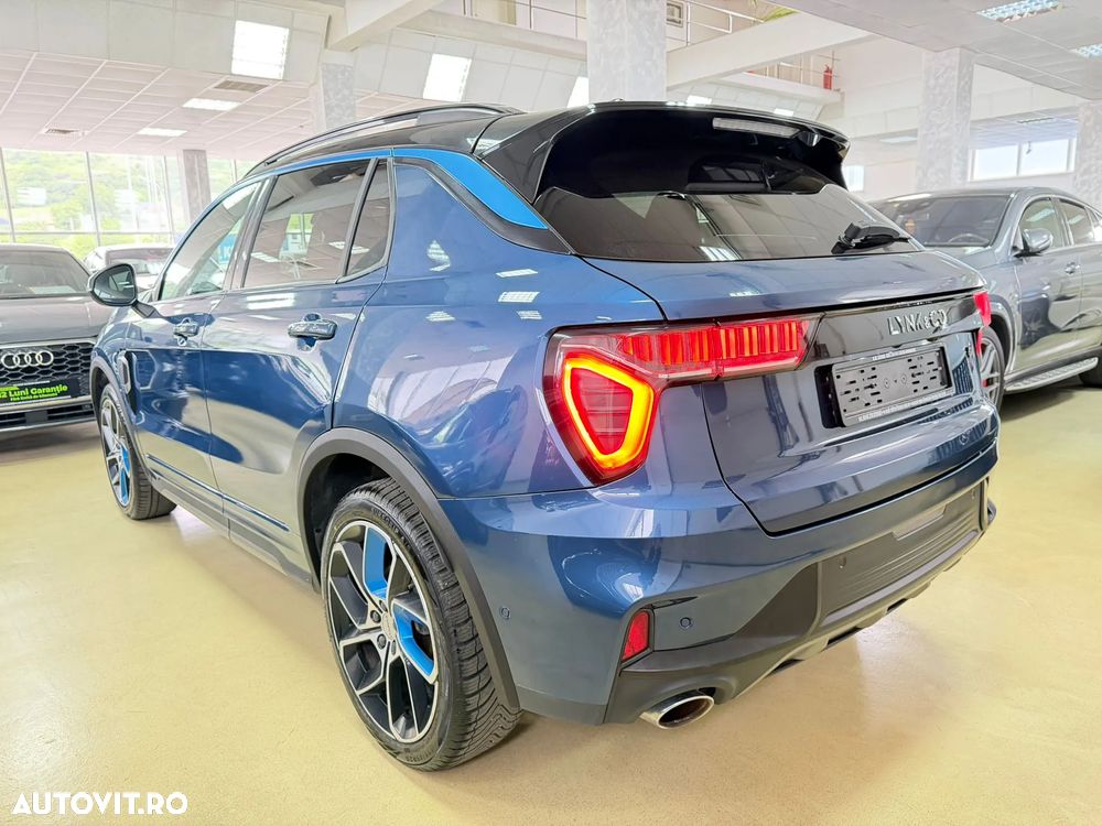 Lynk&Co 01 - 9