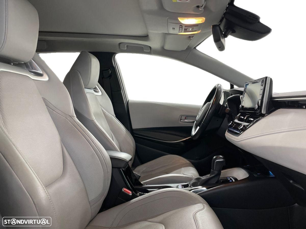 Toyota Corolla Touring Sports - 6
