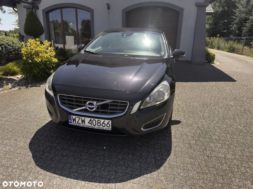 Volvo S60 - 2