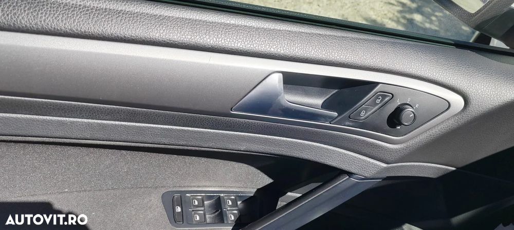 Volkswagen Golf 1.6 TDI 4Motion BMT Highline - 2