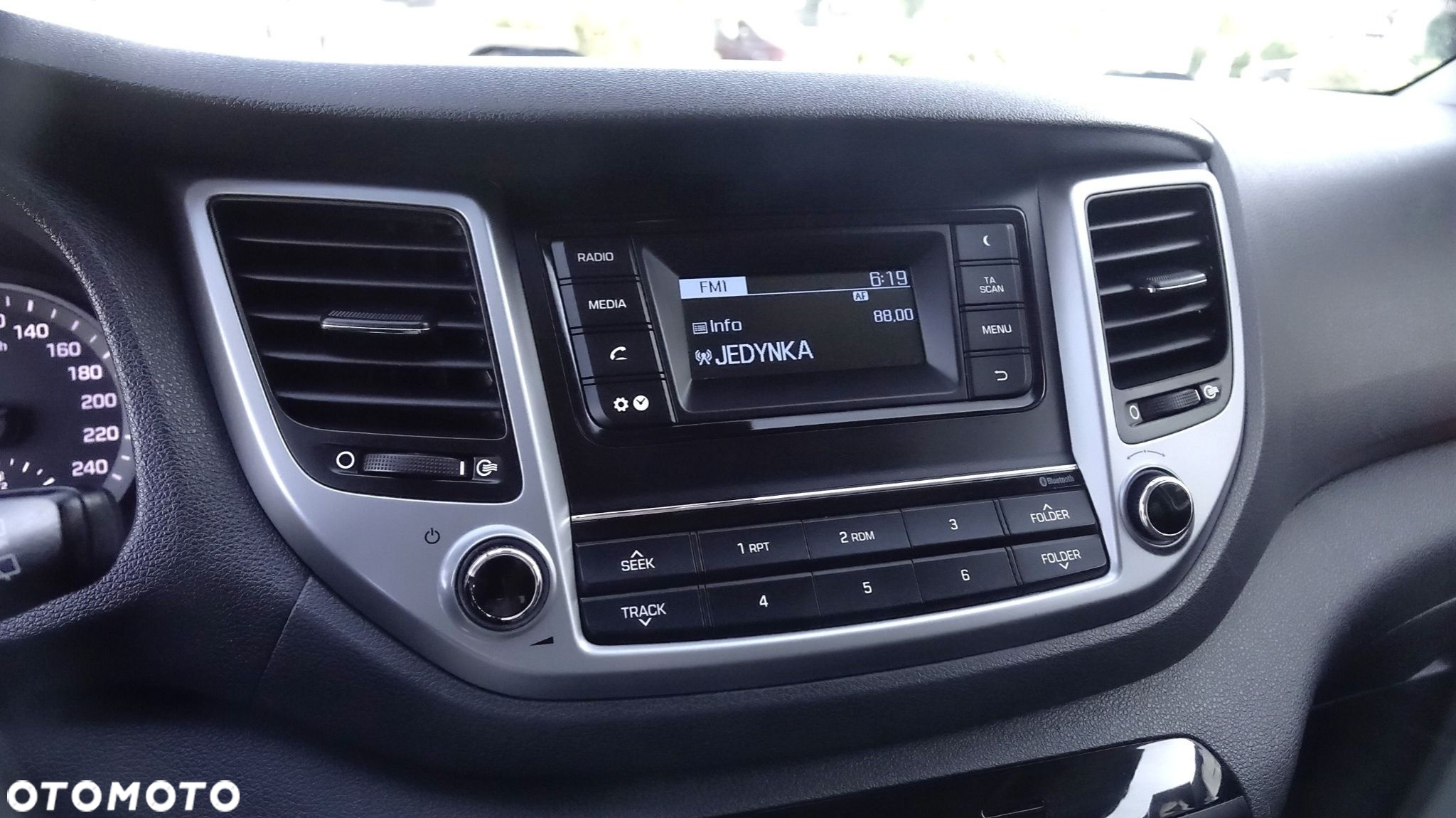 Hyundai Tucson - 34