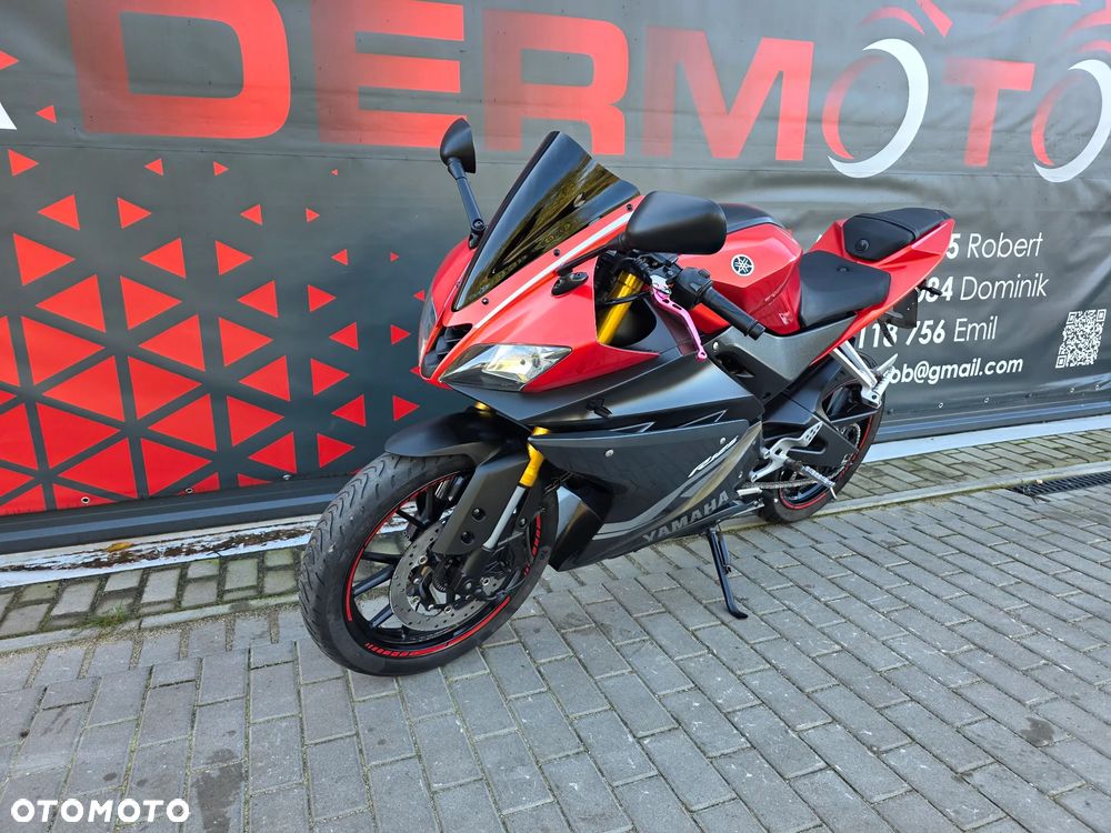 Yamaha YZF - 4