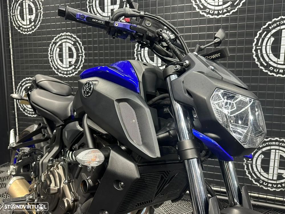 Yamaha MT-07 - 2
