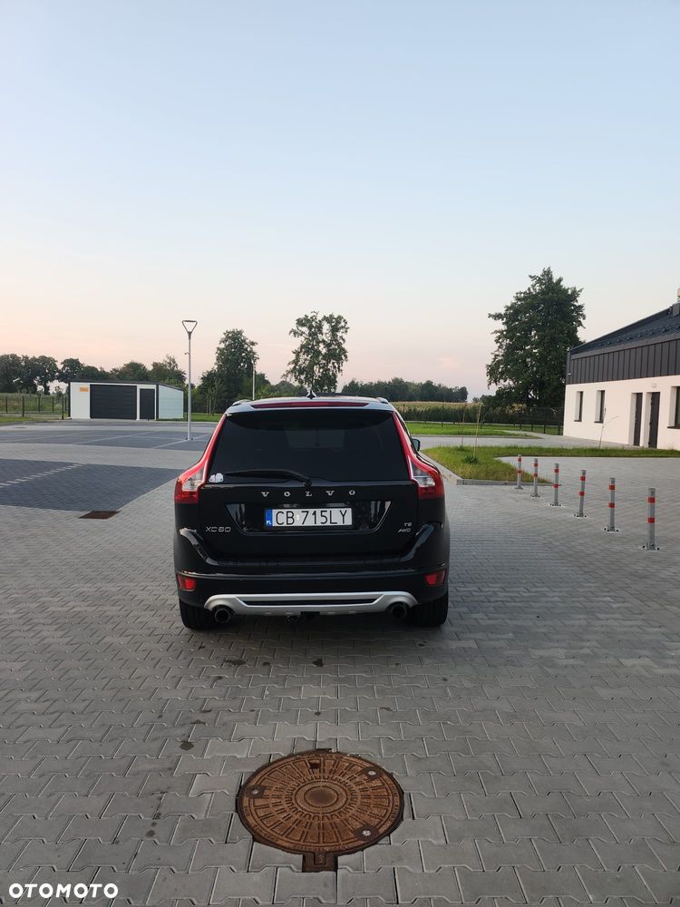 Volvo XC 60 T6 AWD R-Design - 7
