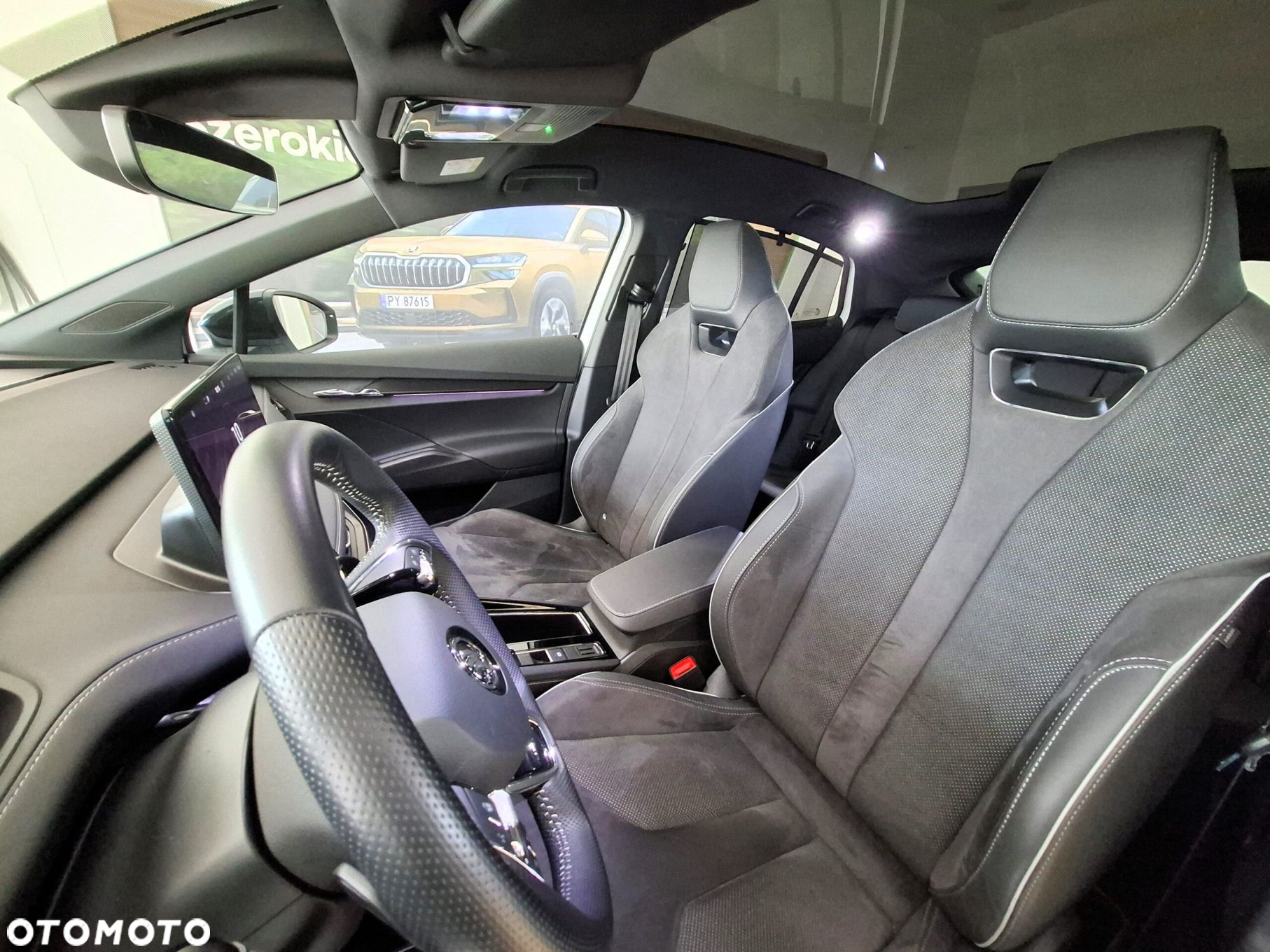 Skoda Enyaq 80 82kWh Sportline Advanced - 7