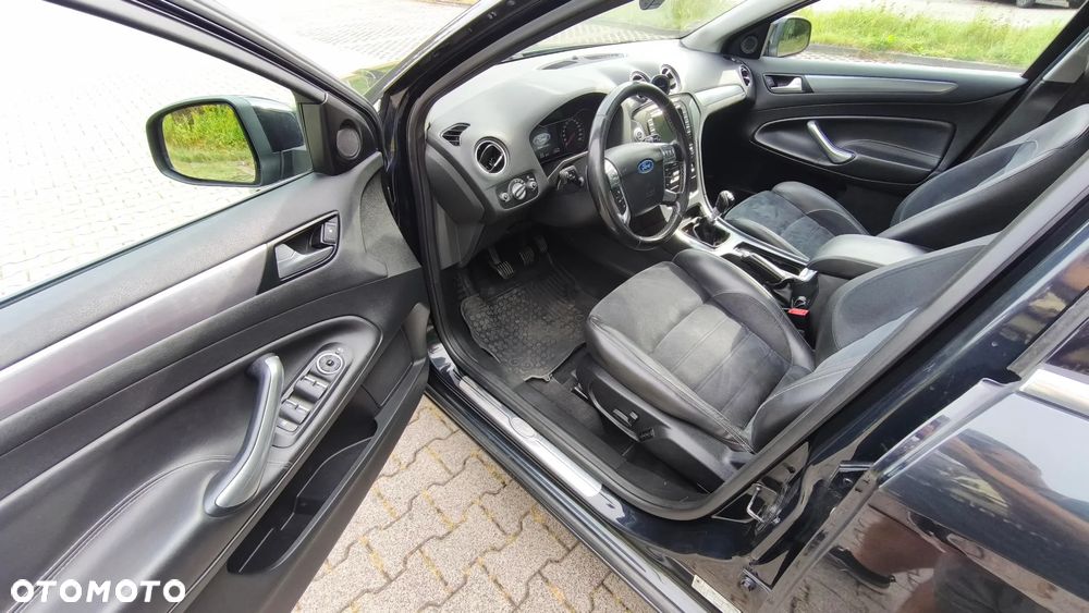 Ford Mondeo 2.0 TDCi Titanium X - 14