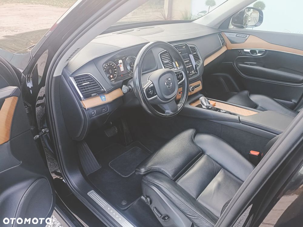 Volvo XC 90 D5 AWD Inscription 7os - 22