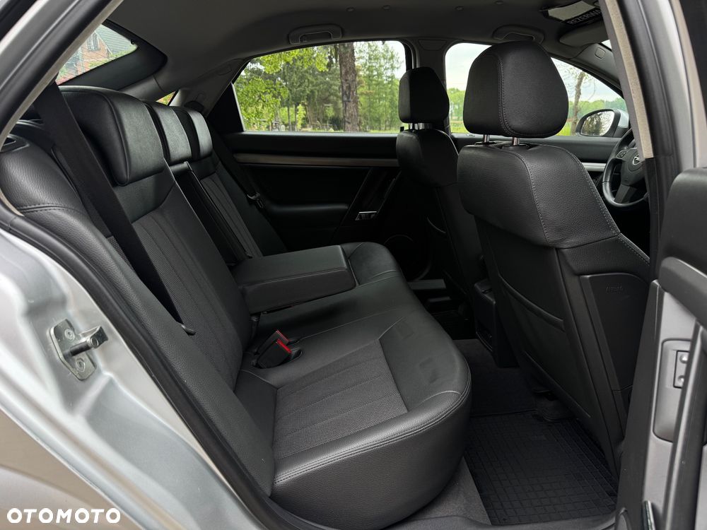 Opel Vectra 1.9 CDTI Sport / GTS - 8