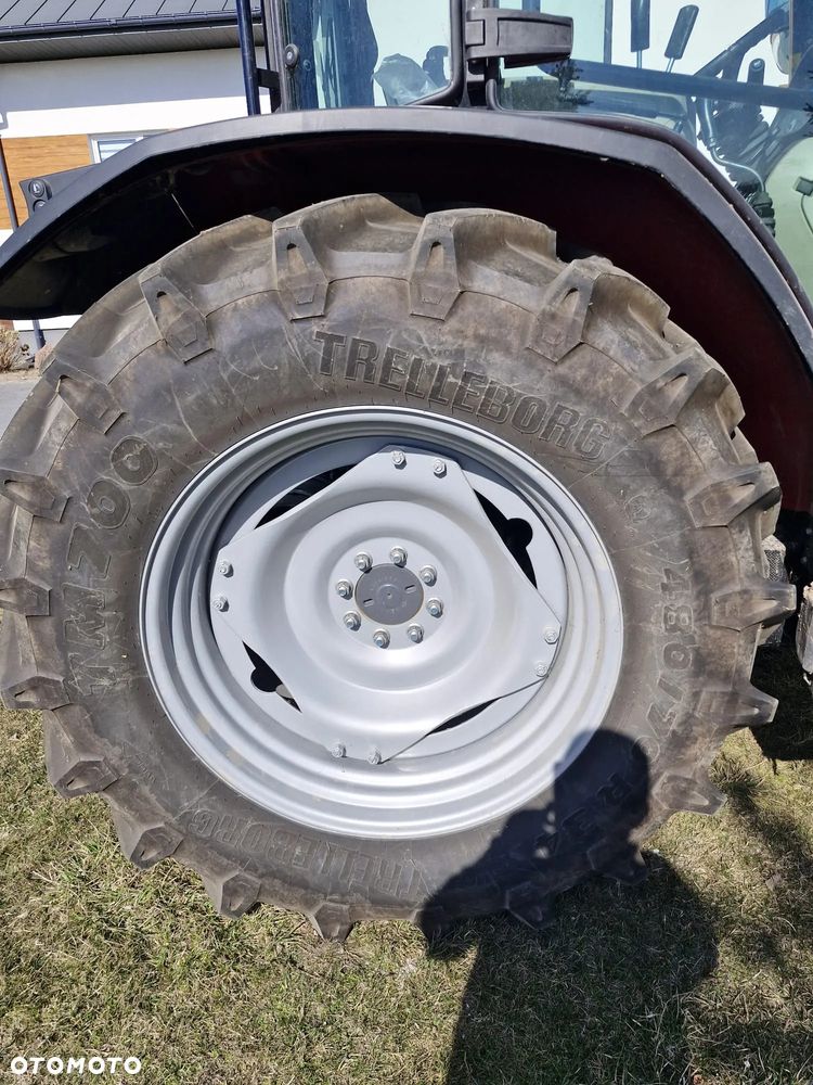 Massey Ferguson 4708M - 9
