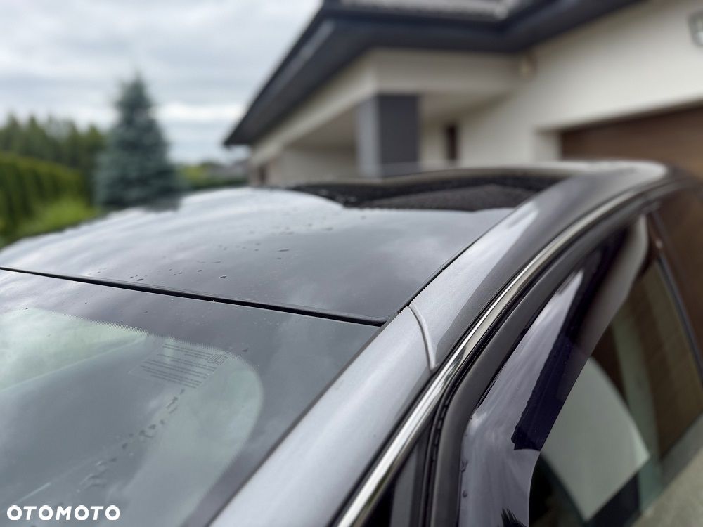 Renault Espace 1.6 dCi Energy Initiale Paris EDC - 9