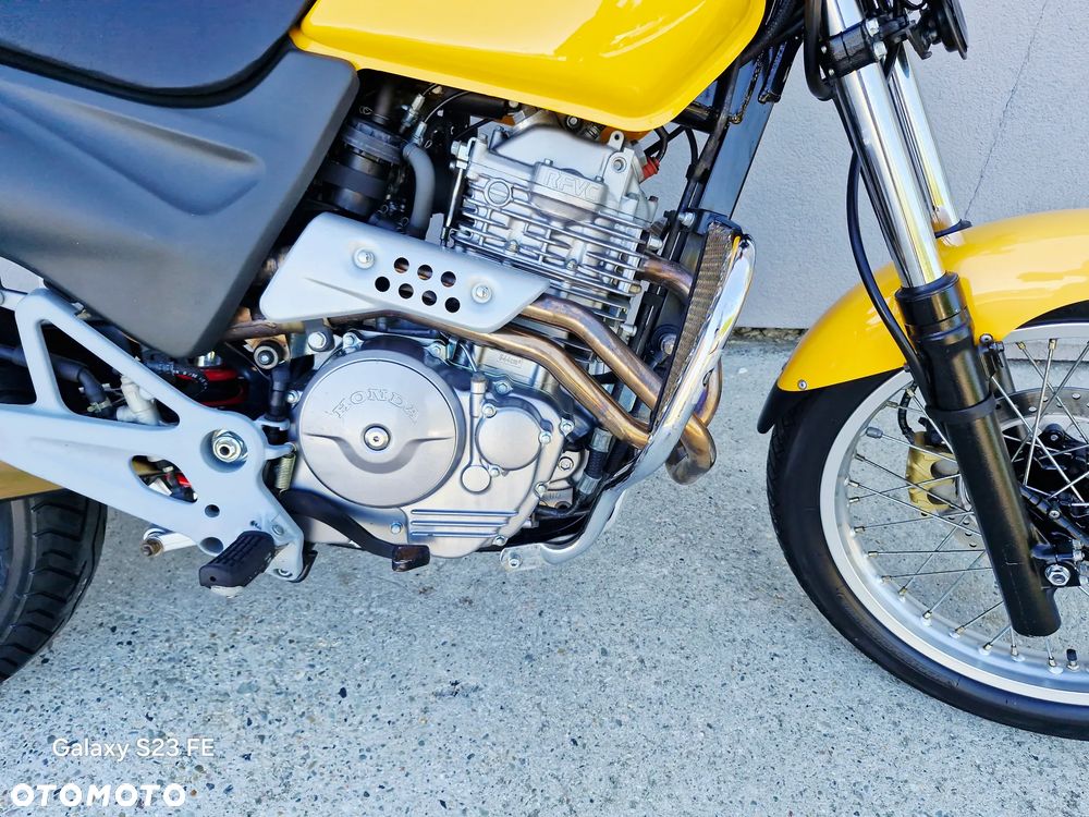Honda XL - 12