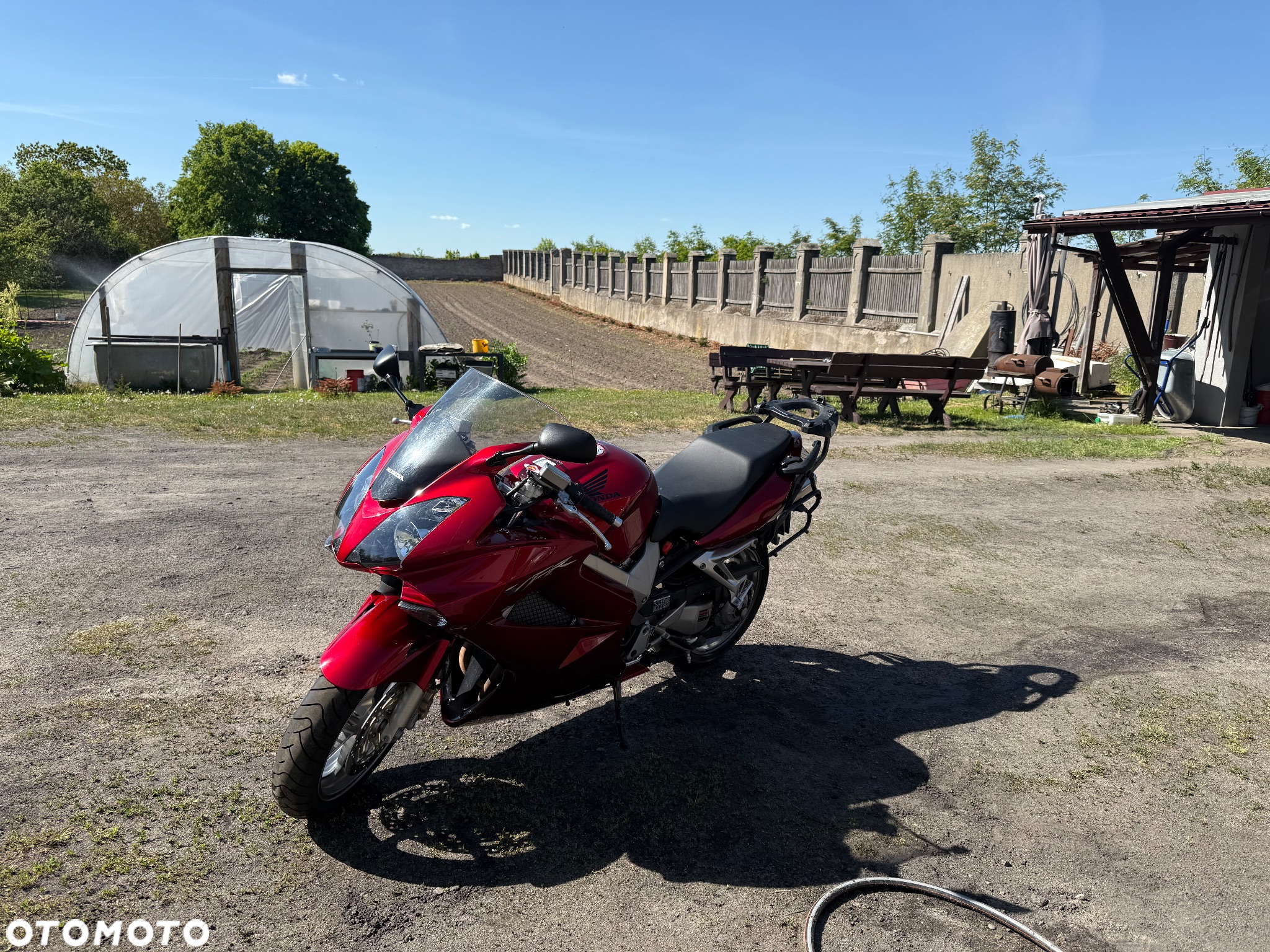 Honda VFR - 8