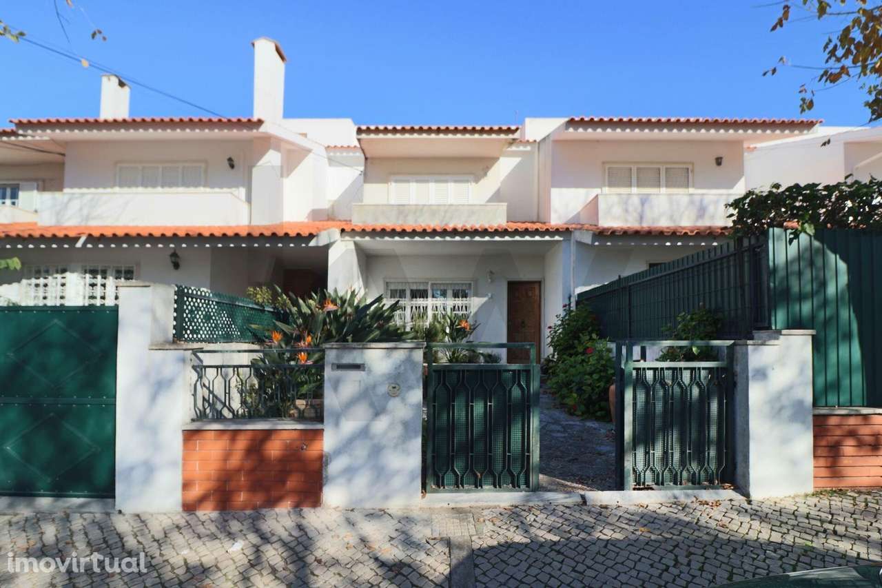 Arrendamento de Moradia mobilada próximo da Praia e Estação de Comboio - Grande imagem: 4/40