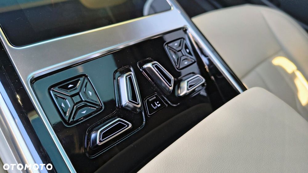 Audi A8 - 36
