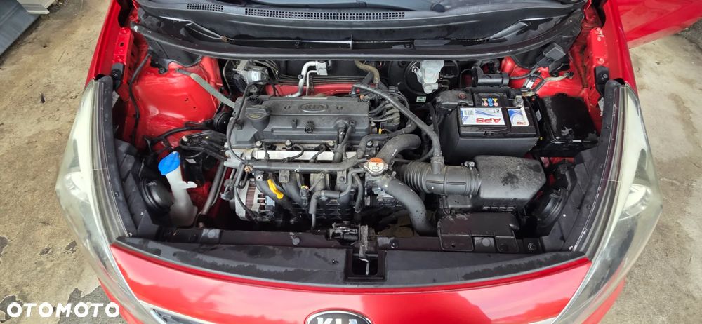 Kia Rio 1.2 Fifa World Cup Edition - 39