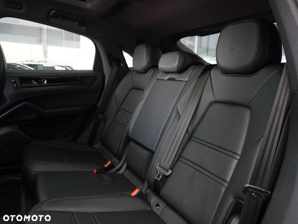Porsche Cayenne Black Edition - 34