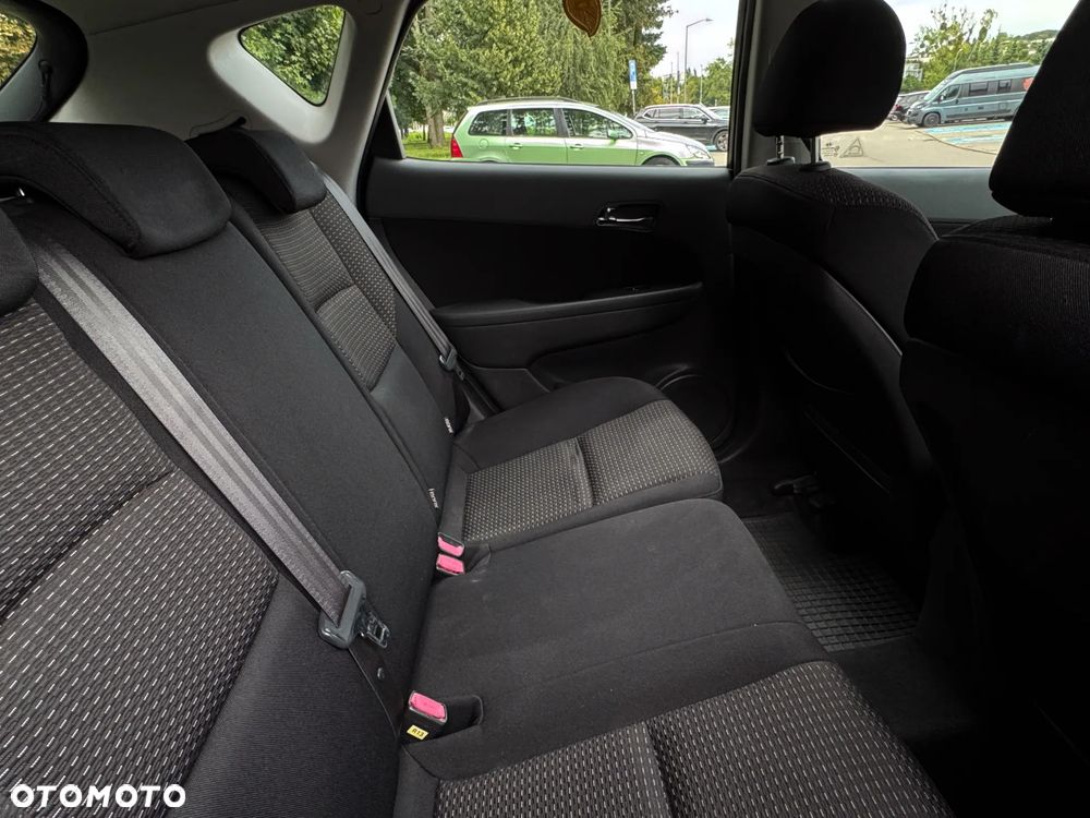 Hyundai i30 1.6 Classic - 14