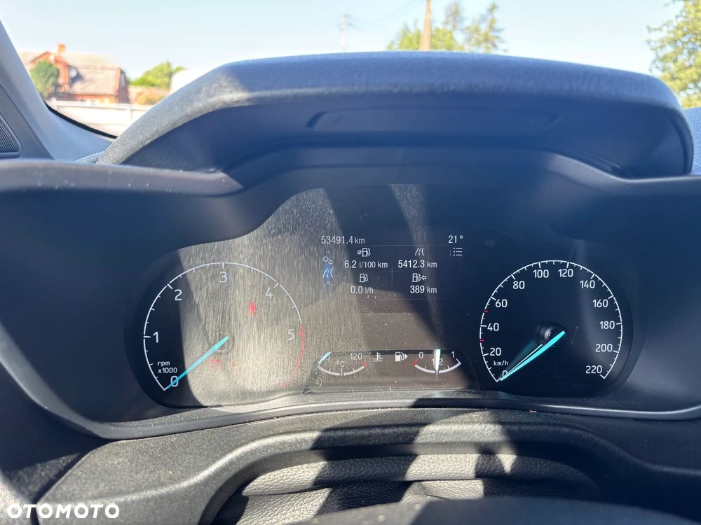 Ford Transit Connect - 19