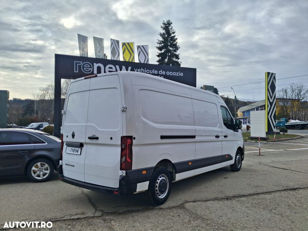 Renault Master Furgon Model Nou - 24