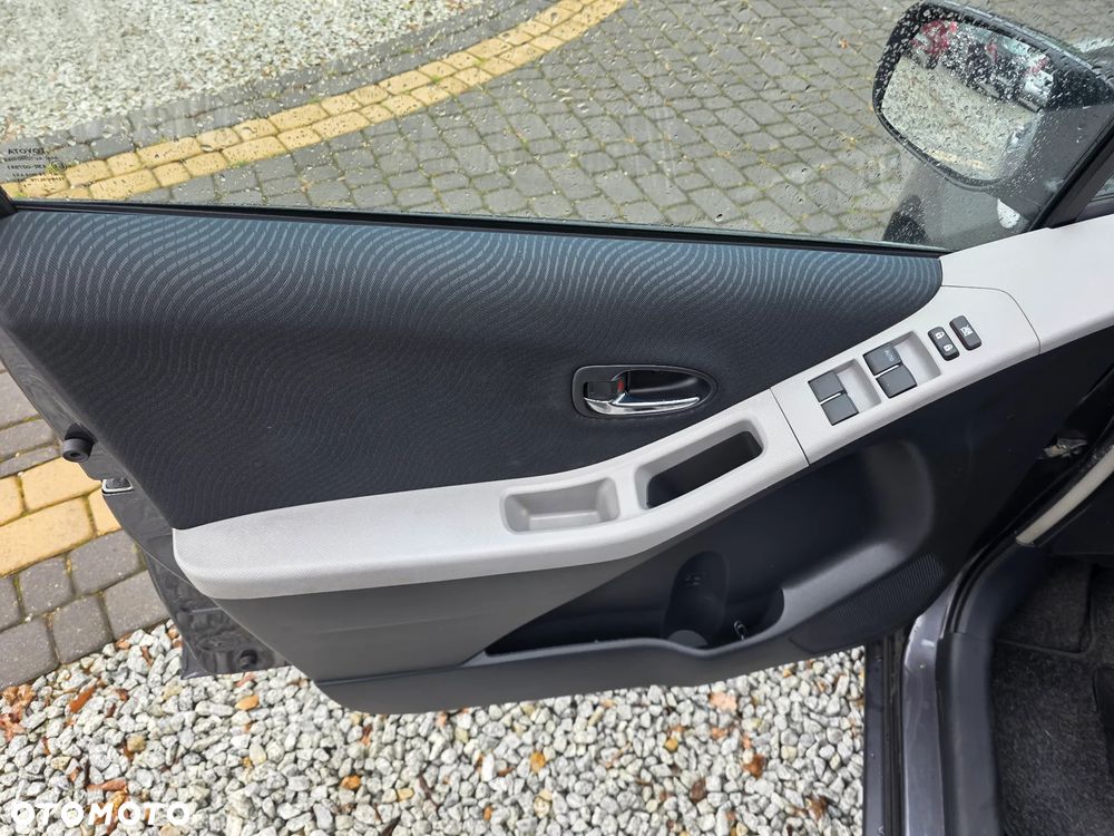 Toyota Yaris 1.33 VVT-i Life - 15