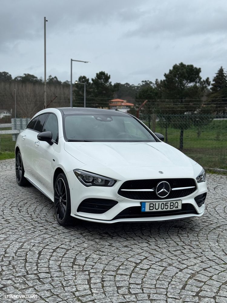 Mercedes-Benz CLA 250 e 8G-DCT AMG Line - 3