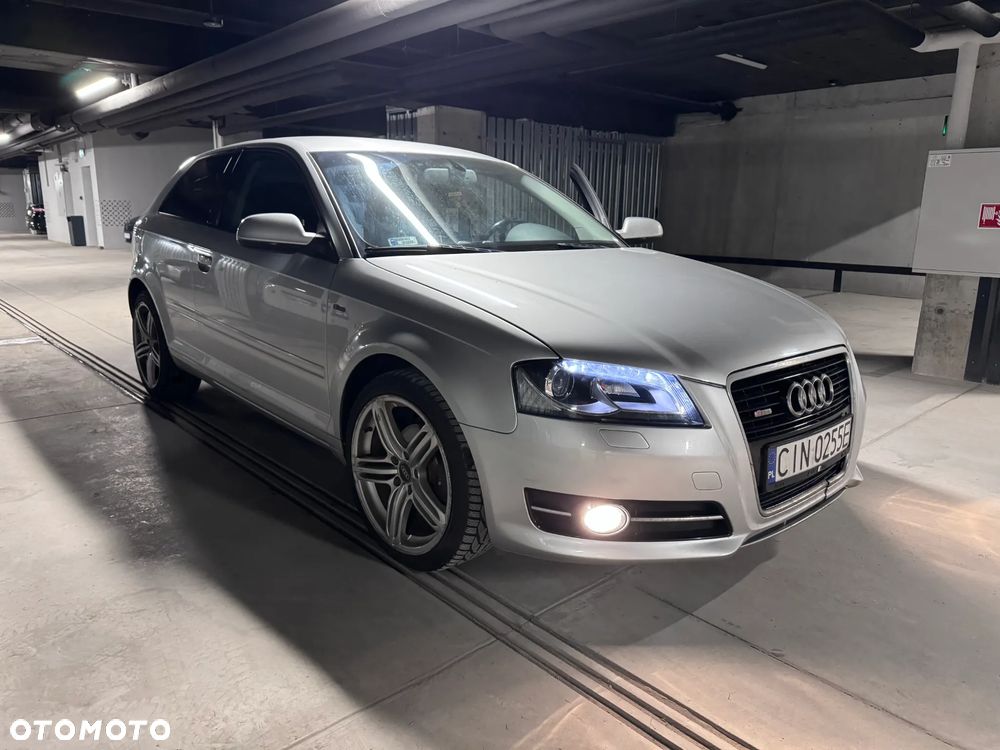 Audi A3 3-drzwiowe 1.6 TDI DPF S tronic S line Sportpaket - 1