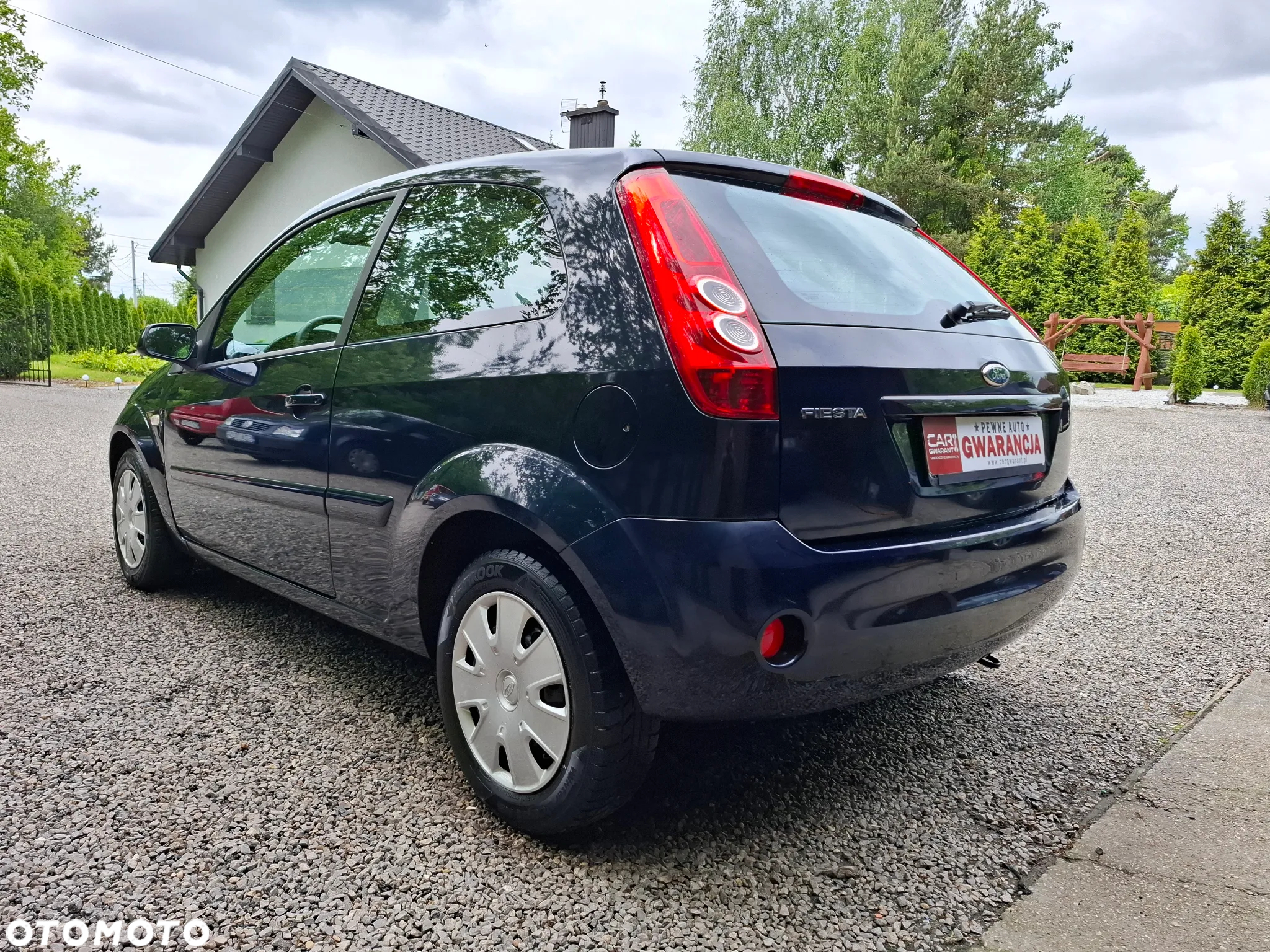 Ford Fiesta 1.3 Ambiente - 10