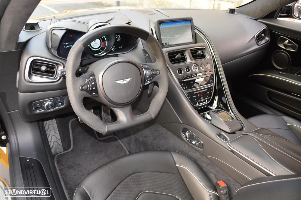 Aston Martin DBS Coupe Superleggera - 29