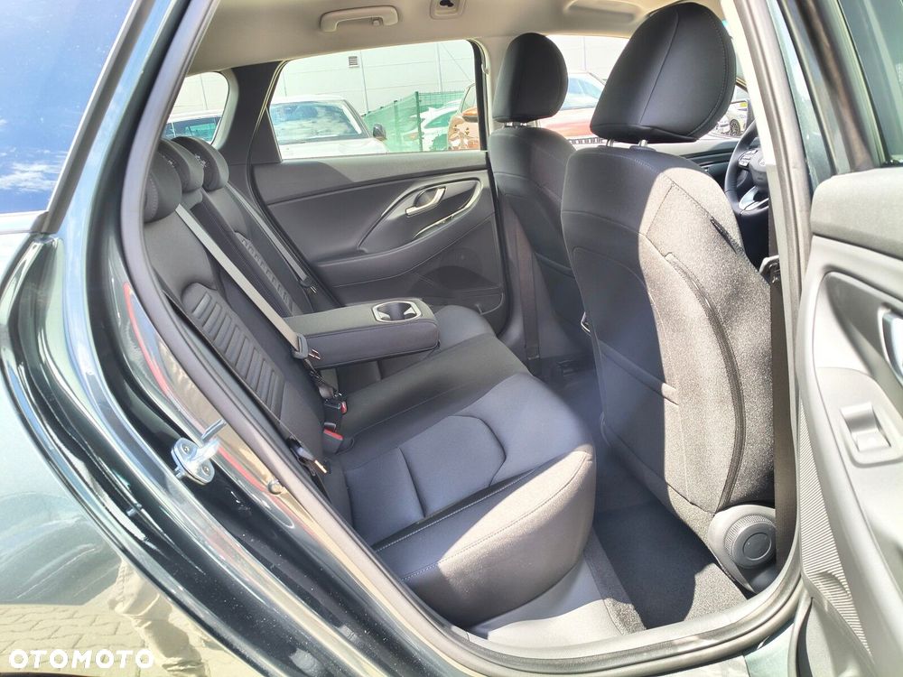 Hyundai i30 1.6 T-GDI Smart DCT - 22