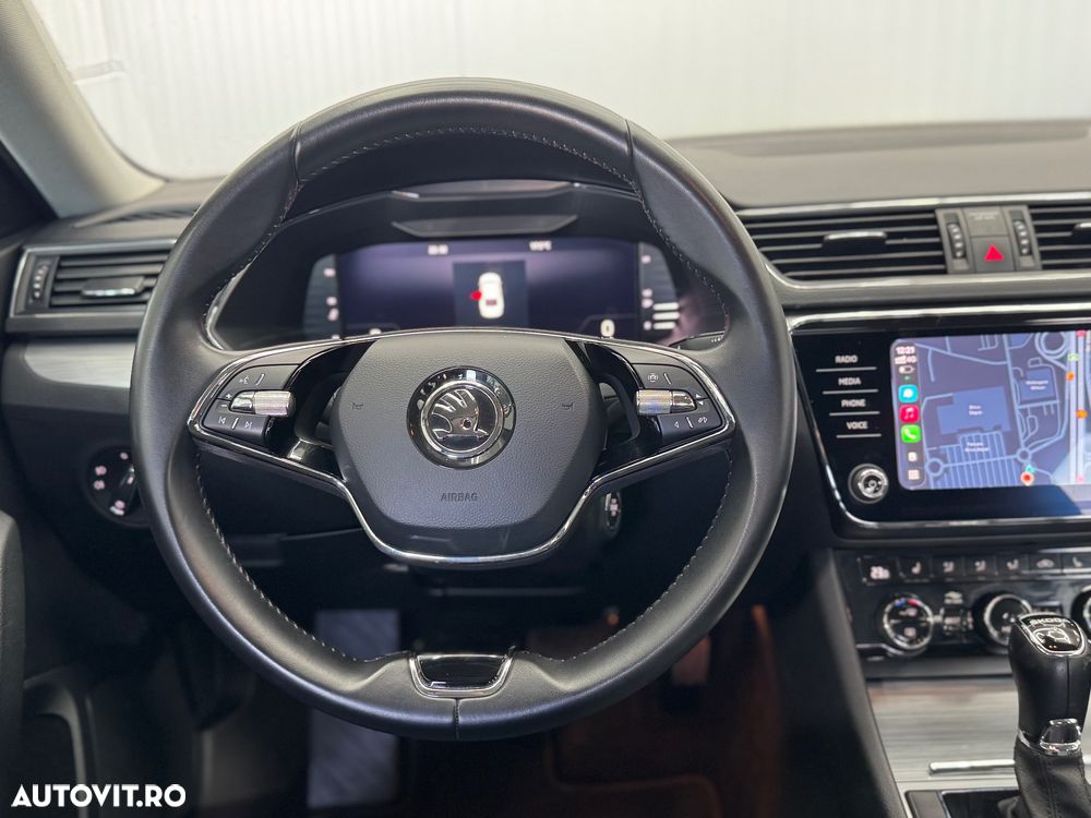 Skoda Superb 2.0 TDI DSG Ambition - 11