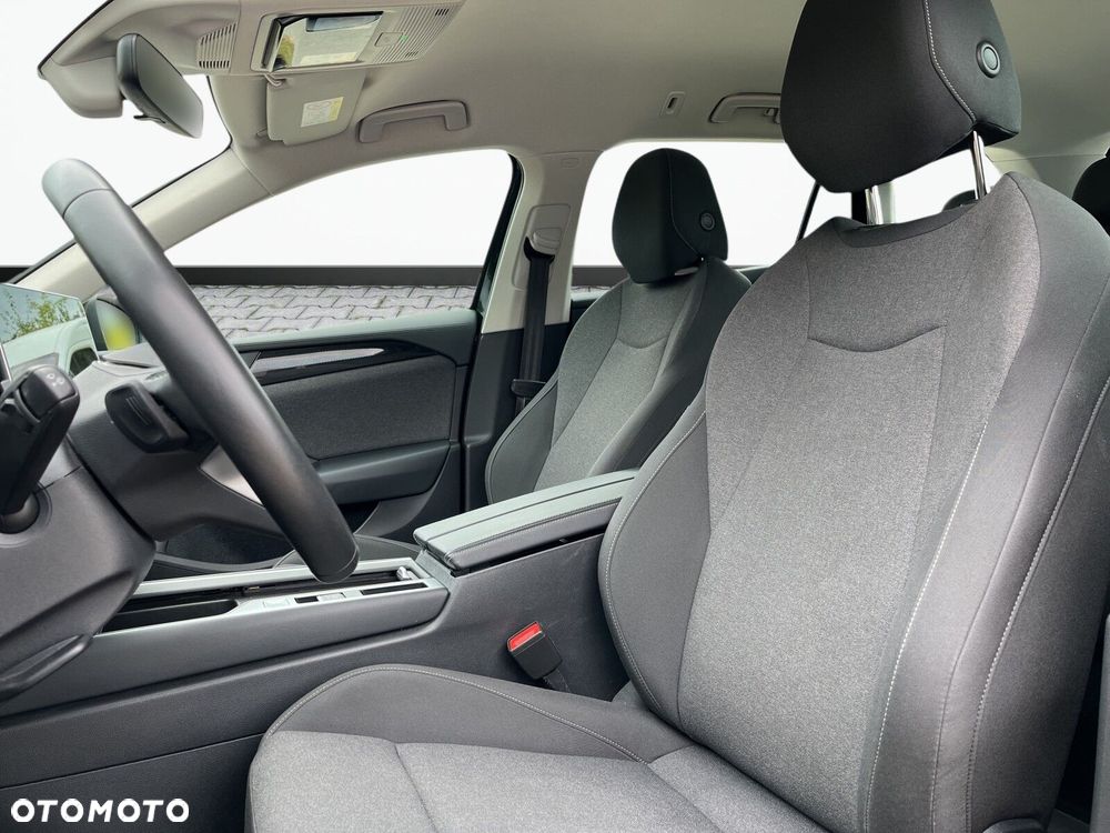 Volkswagen Passat Variant - 13