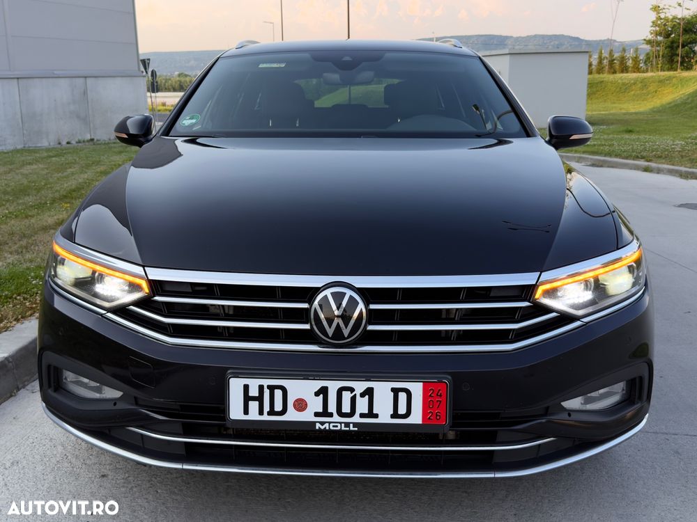 Volkswagen Passat 2.0 TDI SCR DSG Elegance - 32