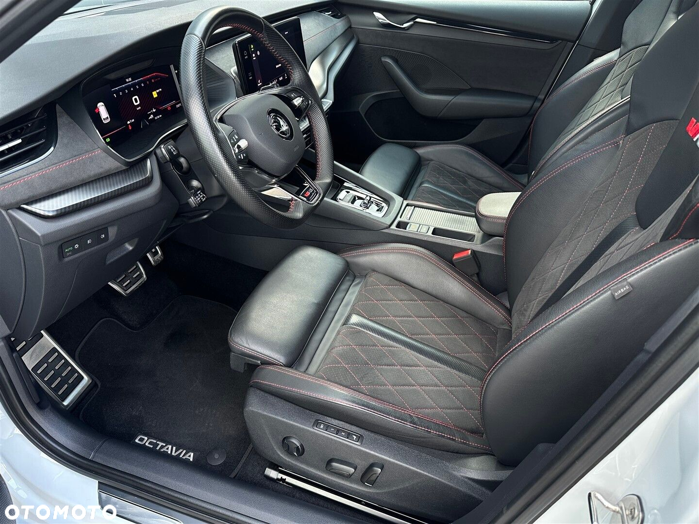 Skoda Octavia 2.0 TSI RS DSG - 10