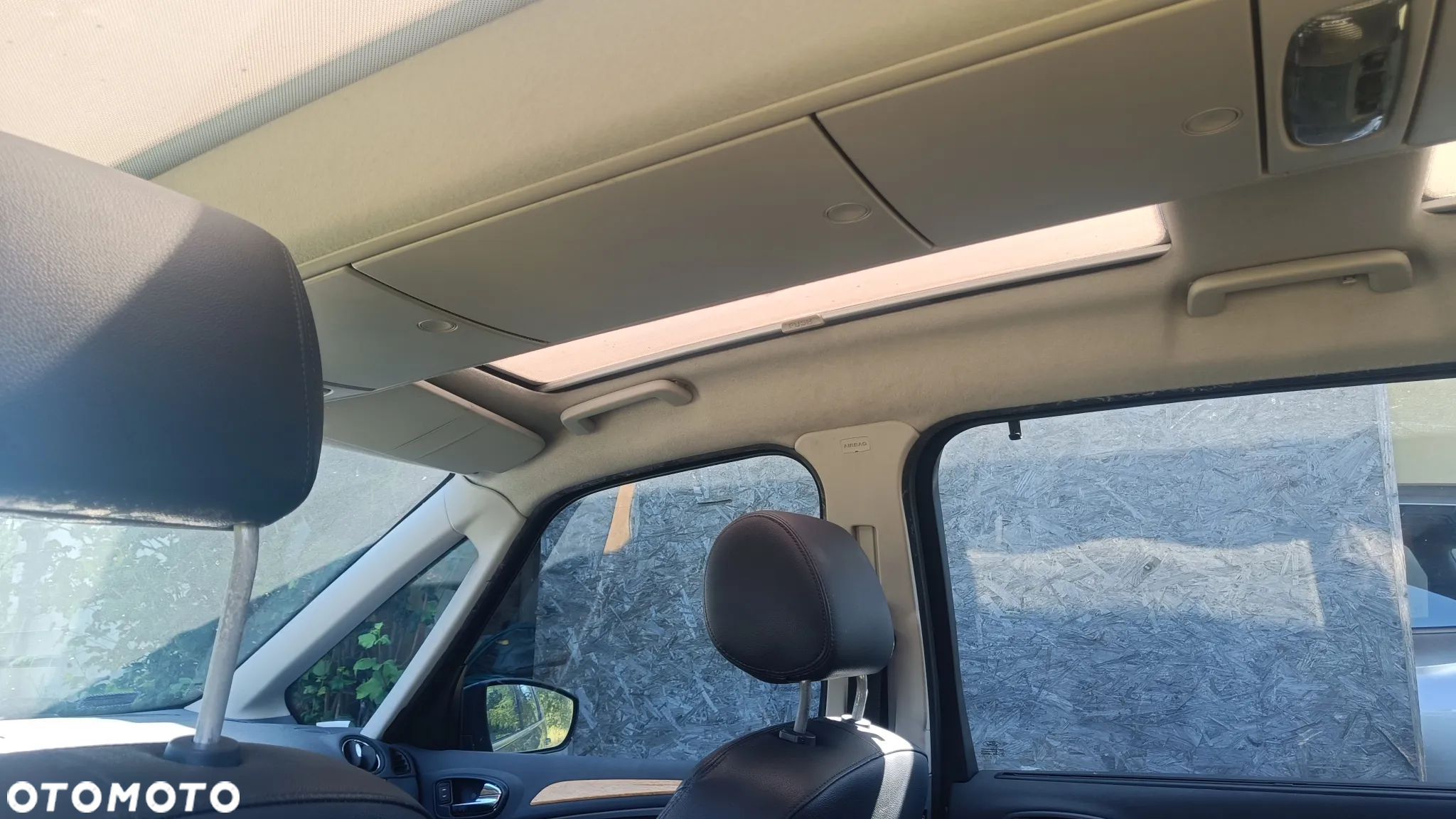 Ford Galaxy 2.0 Ghia - 2