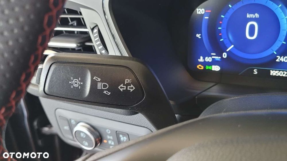 Ford Kuga - 19