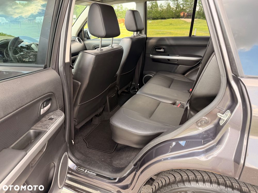 Suzuki Grand Vitara 1.9 DDiS Comfort DPF Family - 22