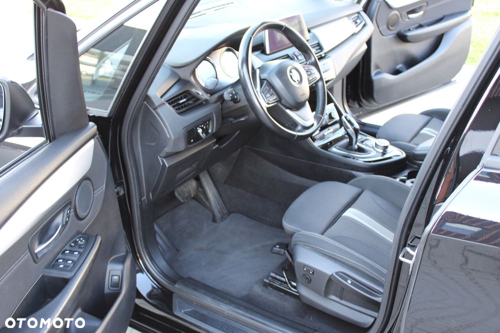BMW Seria 2 218d xDrive Sport Line - 25