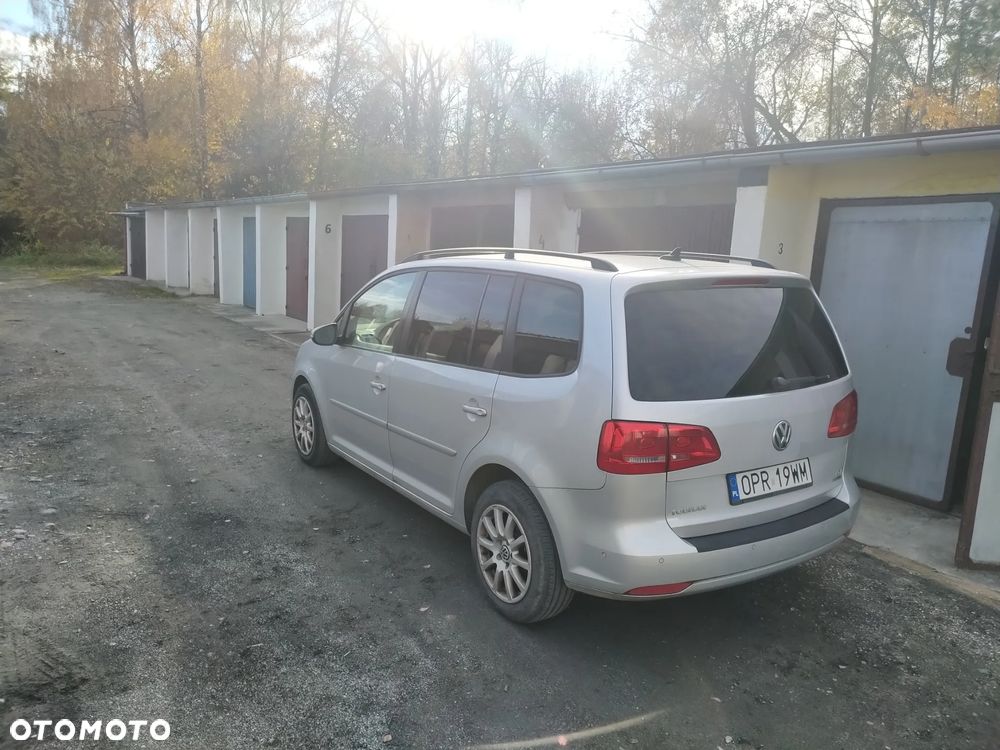 Volkswagen Touran 1.6 TDI DPF BlueMot Comfortline - 23